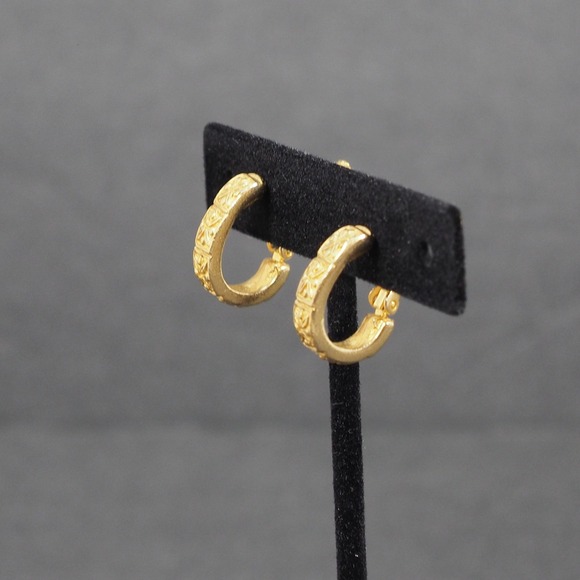 Vintage Napier Clip On Hoop Earrings Gold Tone Textured Screw Back MCM Classic - Picture 6 of 13